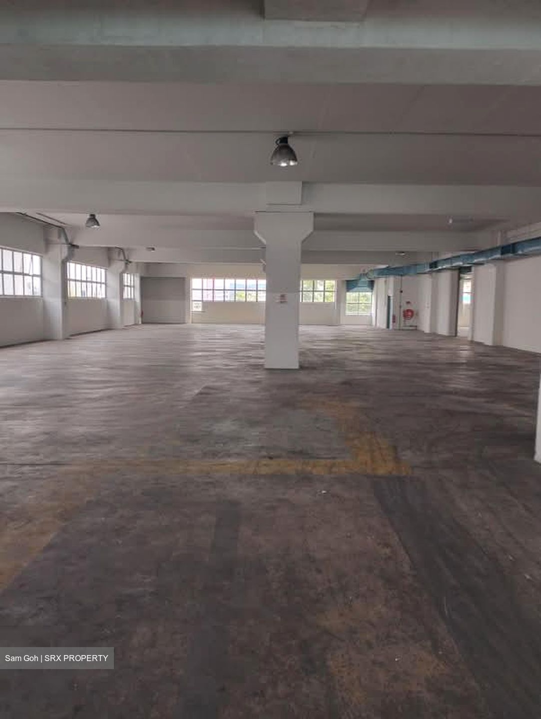 Tuas Avenue 10 (D22), Warehouse #573470071